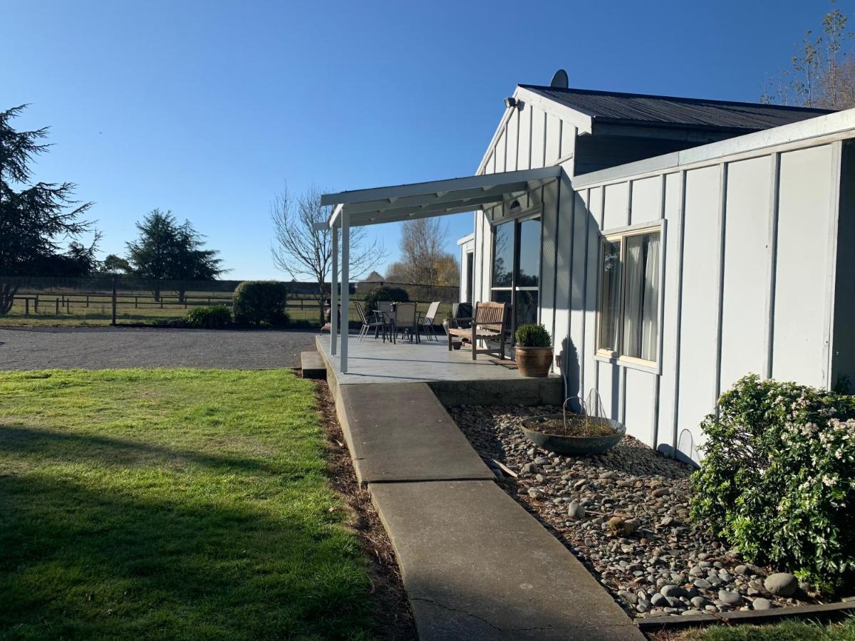 Spires Barn Lodge Christchurch Exterior photo